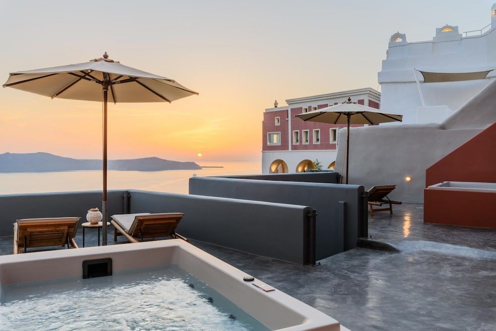 undefined Villa Dawn in Fira Santorini 2