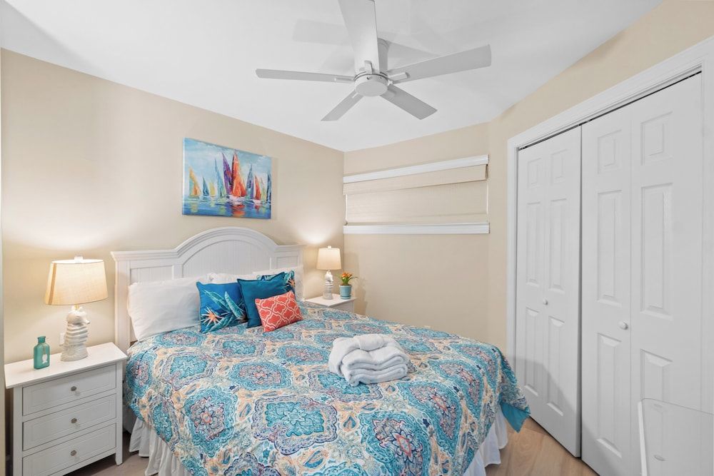 Condo, 2 Bedrooms, Balcony, Ocean View (303 W)