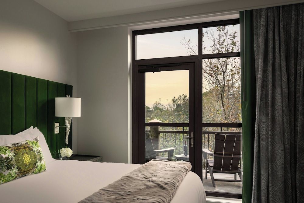 Suite, 1 Bedroom (Balcony)