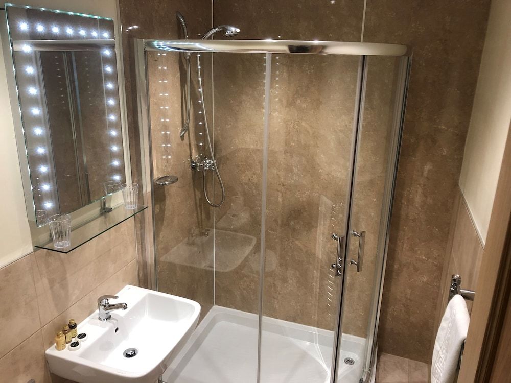 Crow Park Hotel Standard Double Room, Ensuite 2