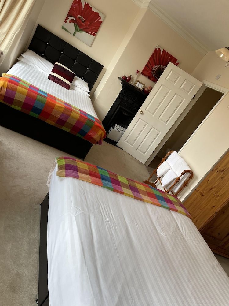 undefined Diamonds Lodge Ltd 2