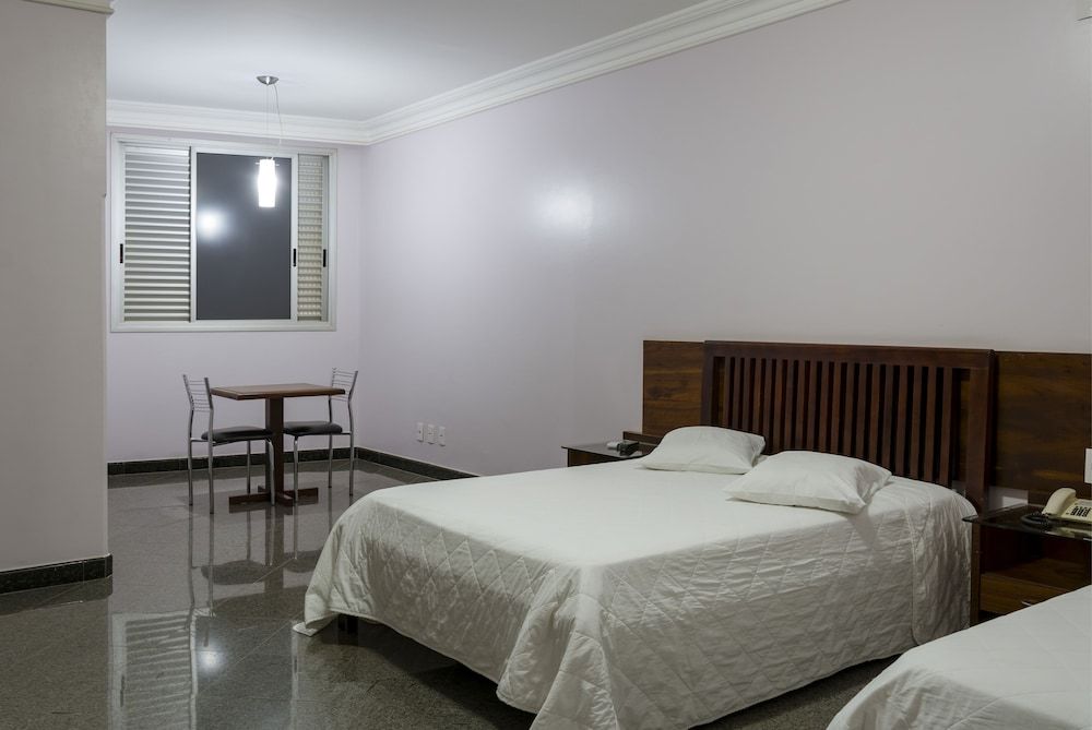 Lindoya Hotel Deluxe Quadruple Room, Multiple Beds 2