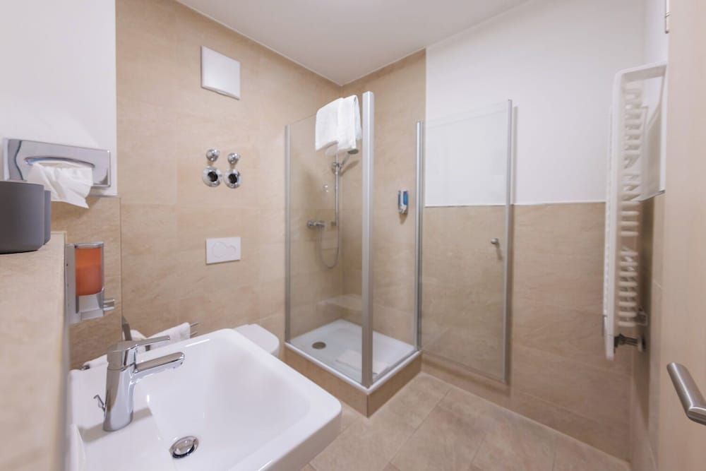 Hotel Freischütz Comfort Double Room, 1 King Bed, Non Smoking, Balcony 8