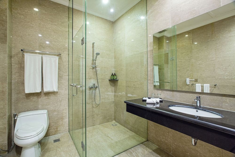 The Green Peak, ARTOTEL Curated Suite Room 2