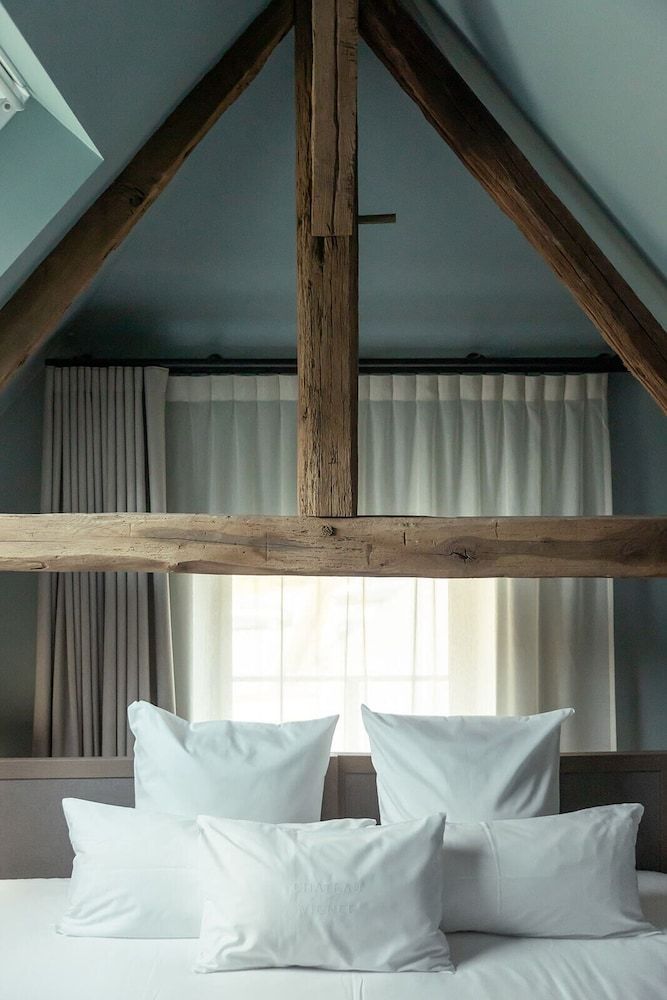 Château de Vignée Suite, 1 King Bed 2