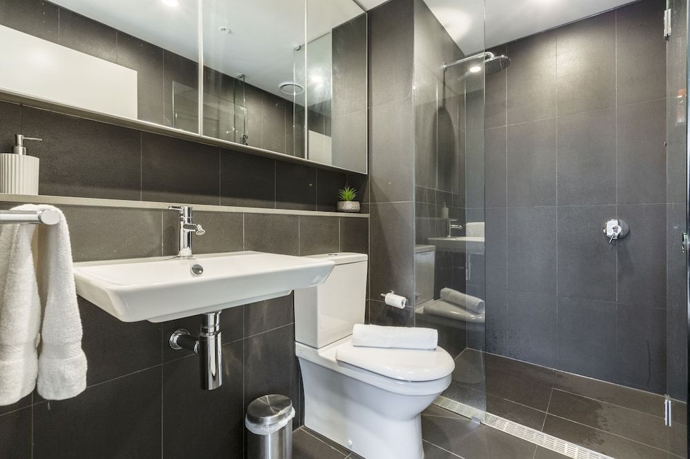 Kula Docklands Superior Apartment, 2 Bedrooms 14