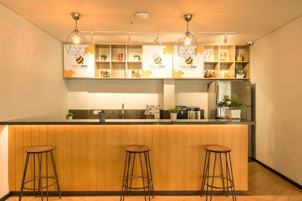 undefined Yellow Bee Tanah Abang 6