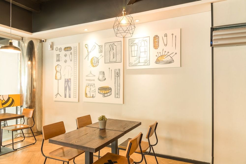 undefined Yellow Bee Tanah Abang 8