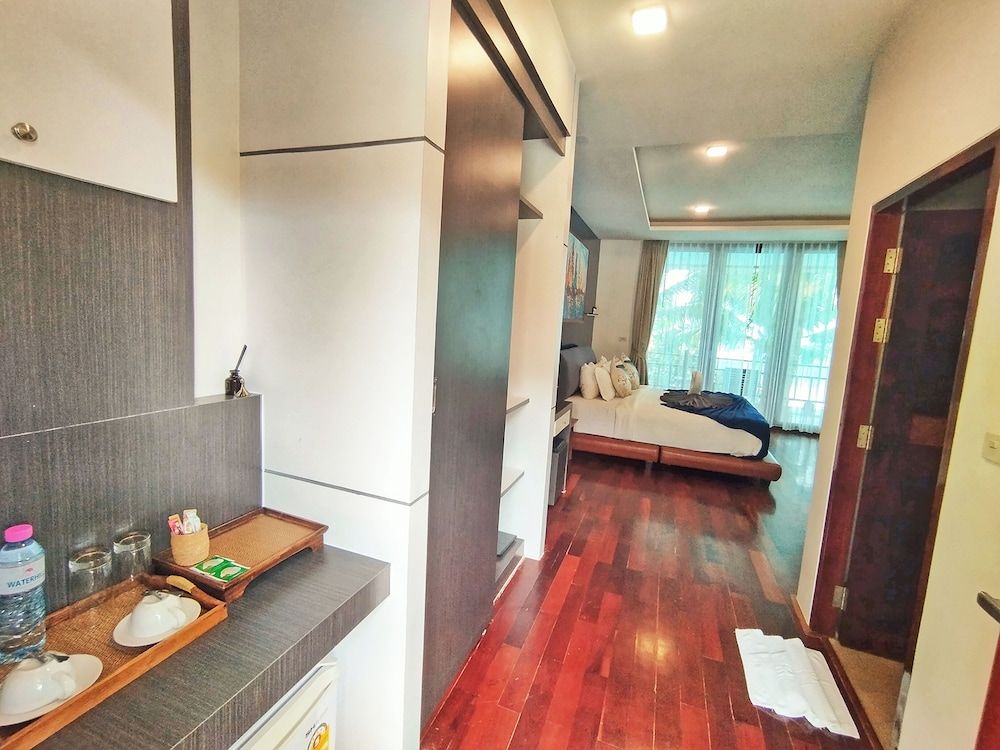 Room amenity
