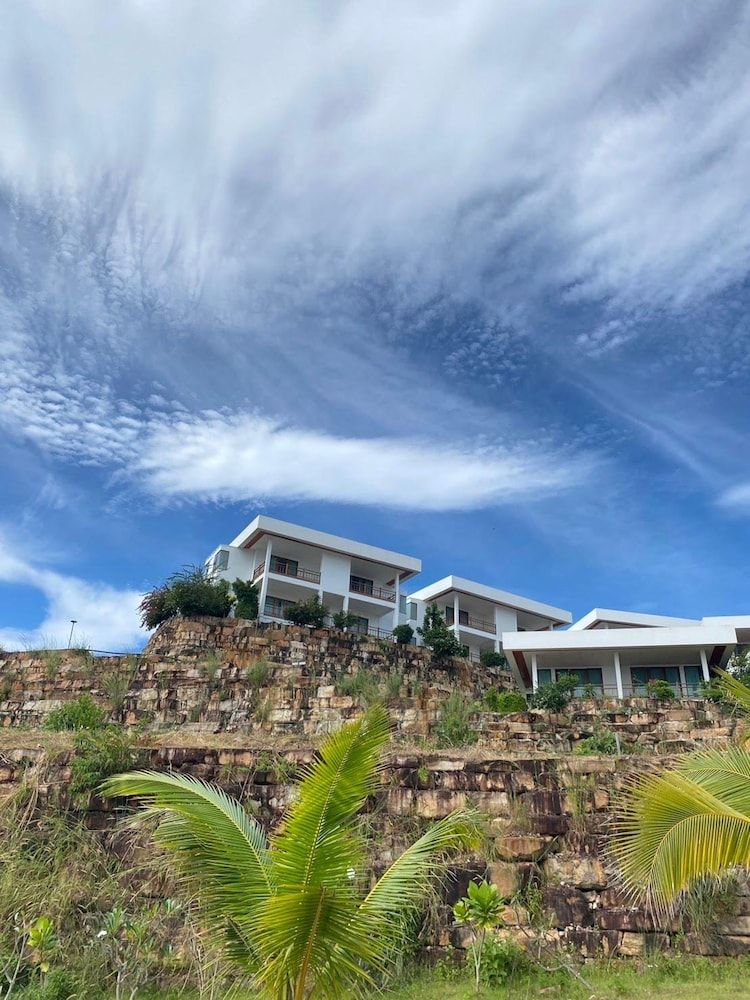undefined Phi Phi Mountain Beach Resort 9