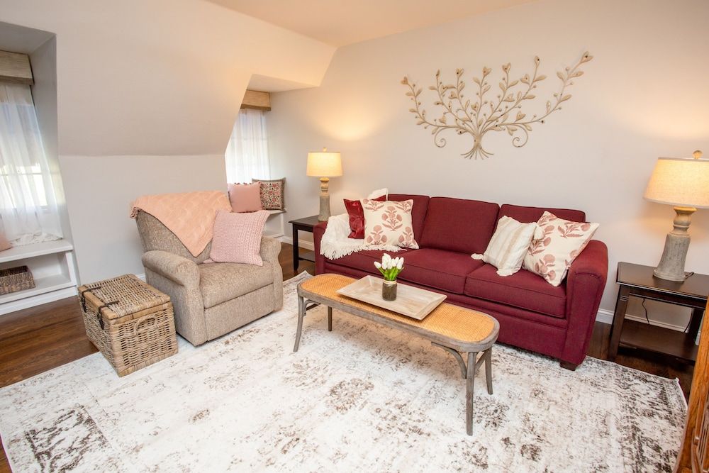 Hummingbird Estate Wine & Suites Luxury Suite, 1 King Bed, Syrah Suite 3