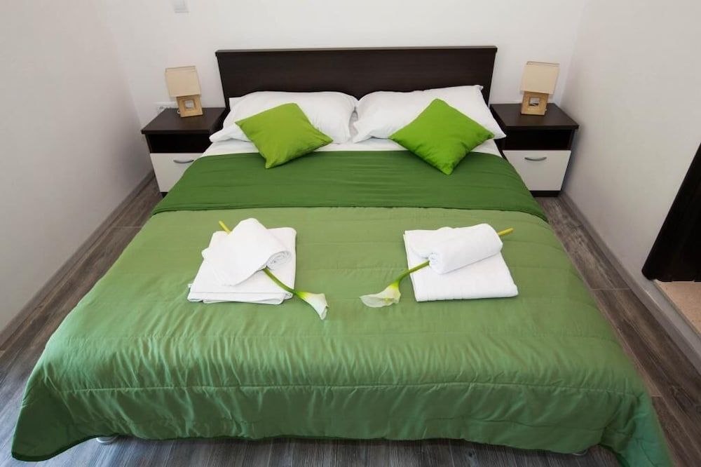 Villa Mia Apartment (One Bedroom-Balcony) 2