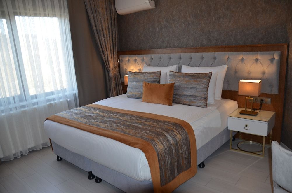 Hotel Vela Verde Family Room with Jacuzzi 3