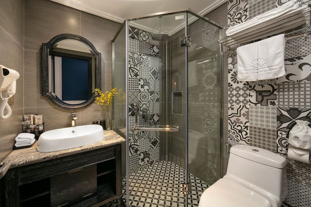 Hanoi Esplendor Hotel and Spa Deluxe Cozy Double Room 8