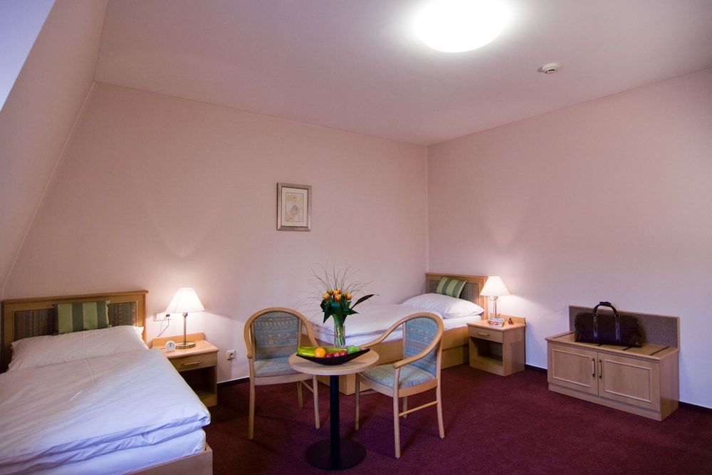 Castle Residence Praha Family Suite, 2 Bedrooms 3