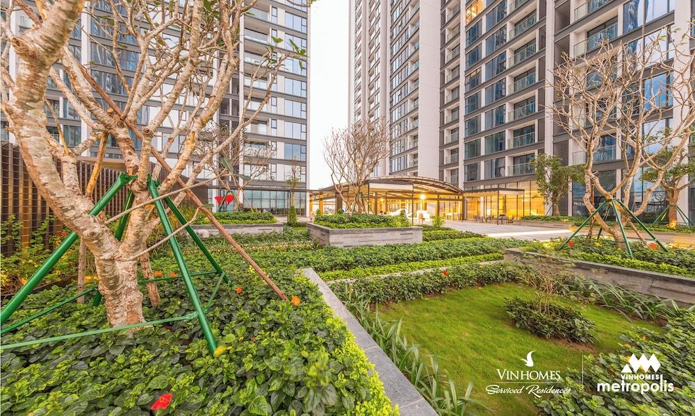 undefined Luxury Apartment in Vinhomes Metropolis
