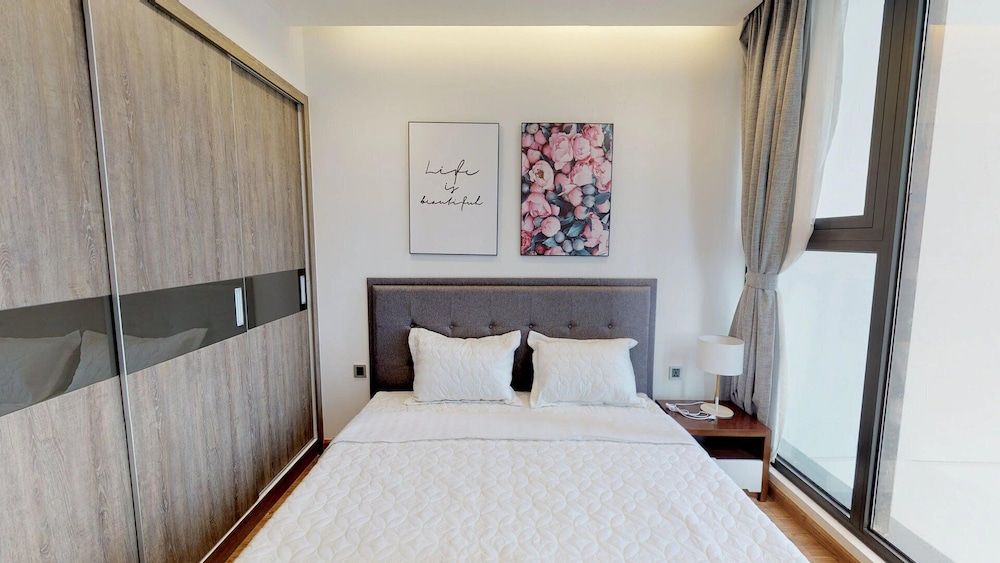 undefined Luxury Apartment in Vinhomes Metropolis 3