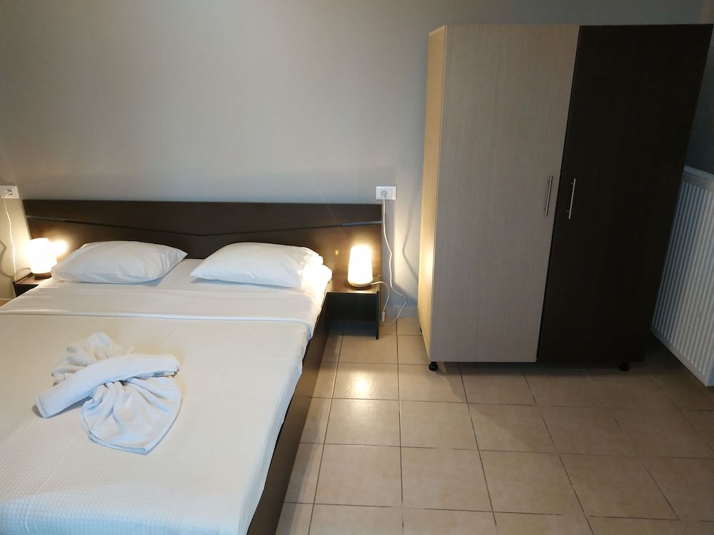 Gereoudis Village Standard Double Room, Sea View 2