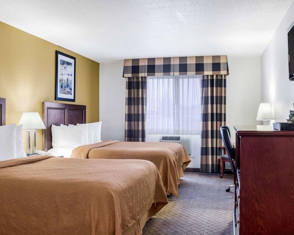 Quality Inn Oacoma - Chamberlain Standard Room, 2 Queen Beds, Non Smoking 2