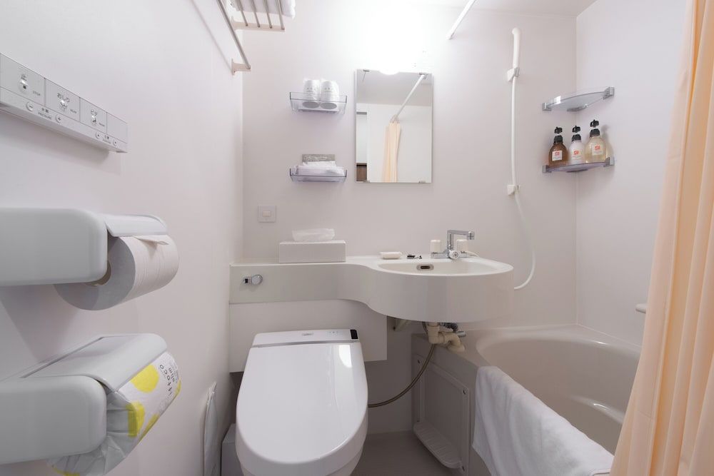 Hotel Arashiyama Economy Twin Room 11