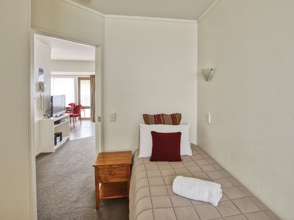 Ika Nui Taupo Superior Apartment, 2 Bedrooms 3