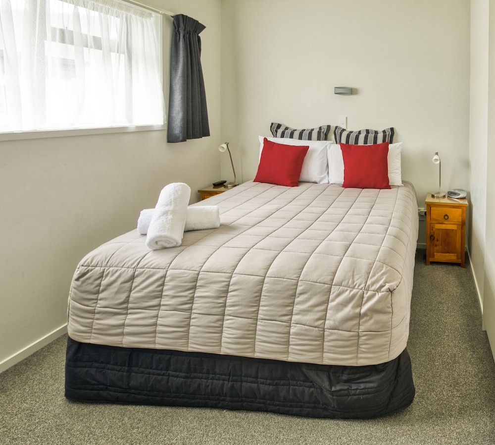 Ika Nui Taupo Deluxe Apartment, 1 Bedroom, Lake View 2