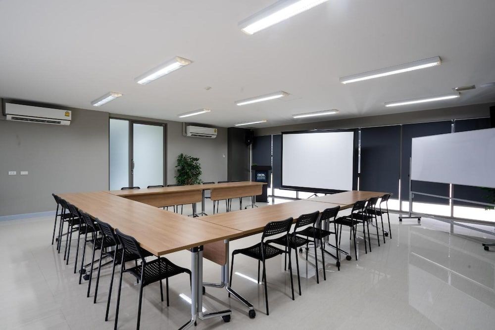 undefined ONPA Hotel & Residence Bangsaen 8