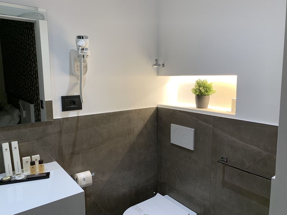 Thalya Luxury Rooms Deluxe Double or Twin Room, Balcony (102) 9