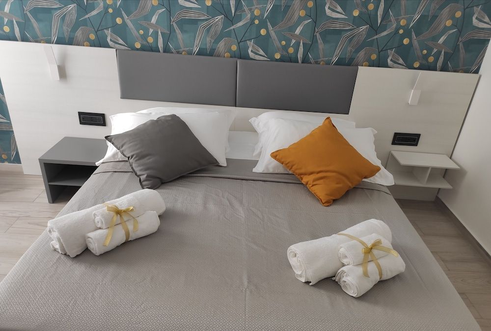 Thalya Luxury Rooms Deluxe Double or Twin Room, Balcony (103) 3