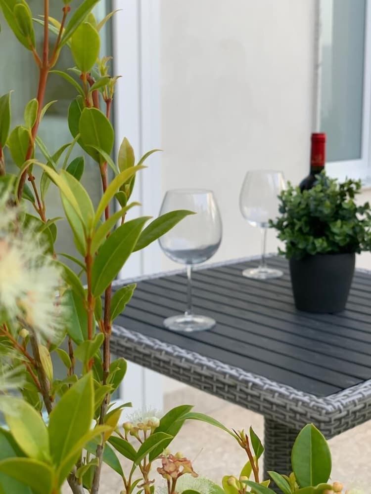 Thalya Luxury Rooms Deluxe Double or Twin Room (101) 11