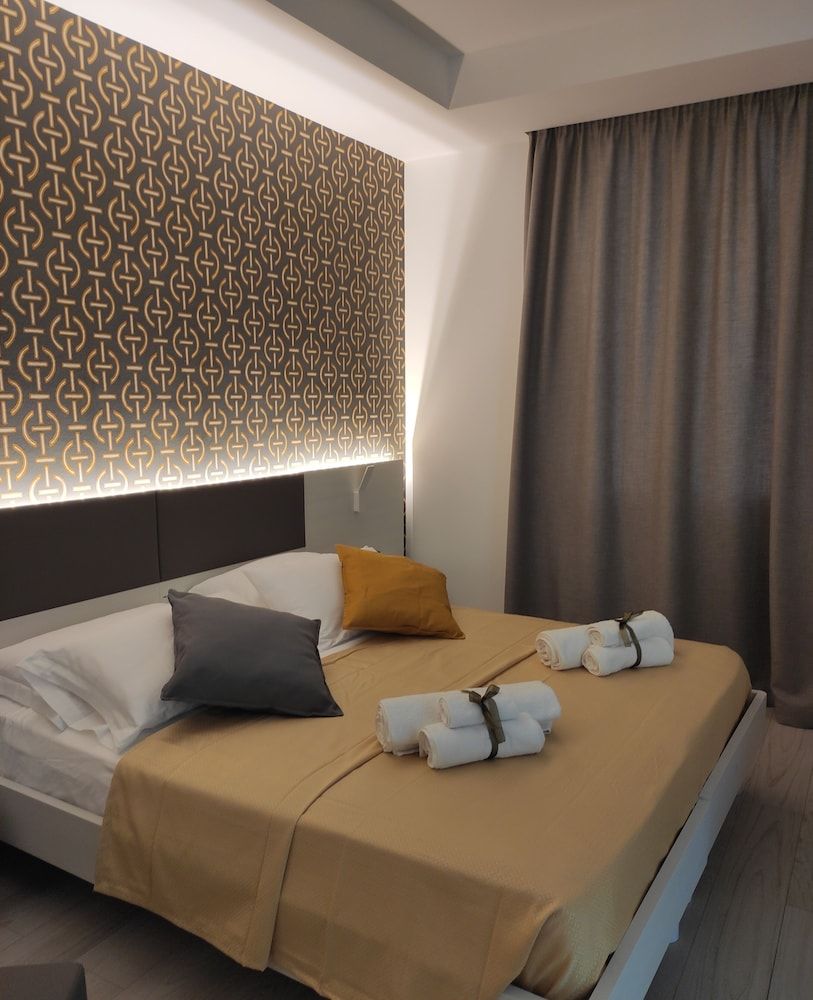 Thalya Luxury Rooms Deluxe Double or Twin Room (101) 6