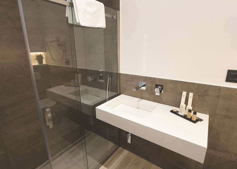 Thalya Luxury Rooms Deluxe Double or Twin Room, Balcony (103) 7