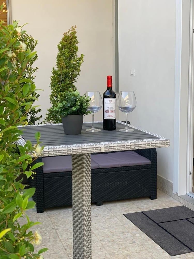 Thalya Luxury Rooms Deluxe Double or Twin Room (101) 8