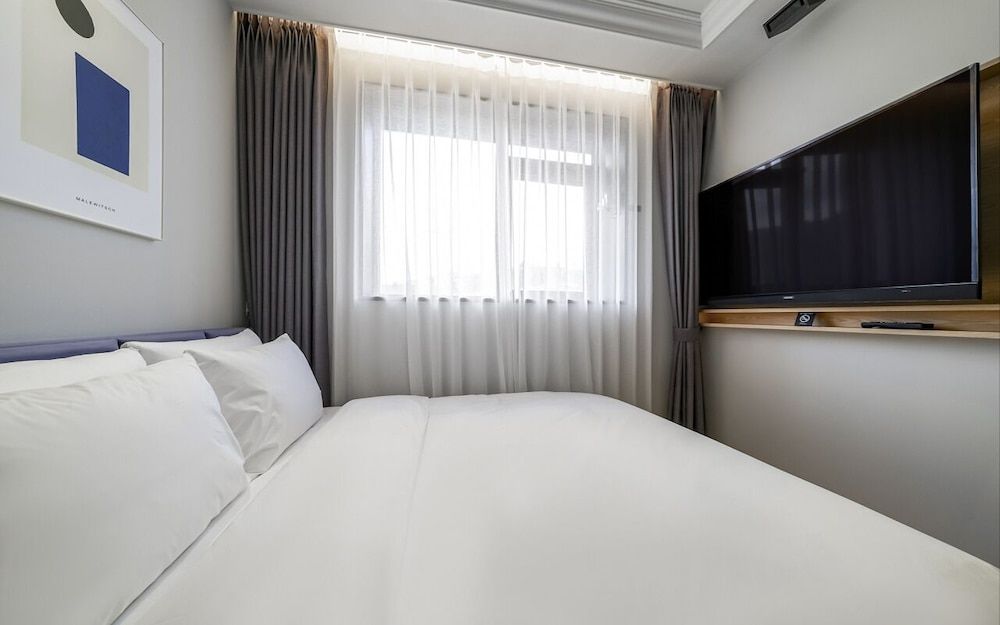Gijang No.25 Hotel Standard Double Room (Netflix) 2