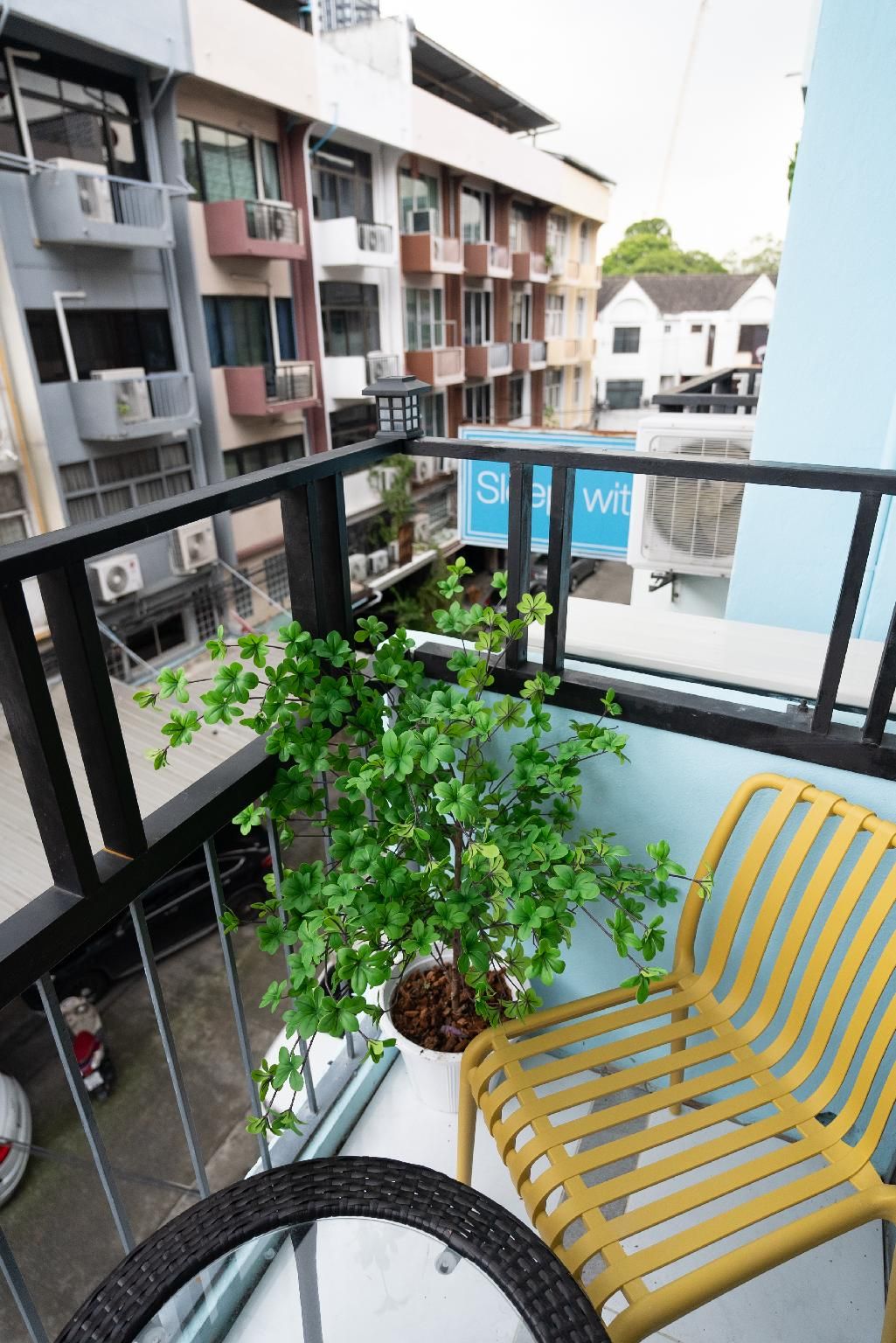 Deluxe Family Room for 6 People