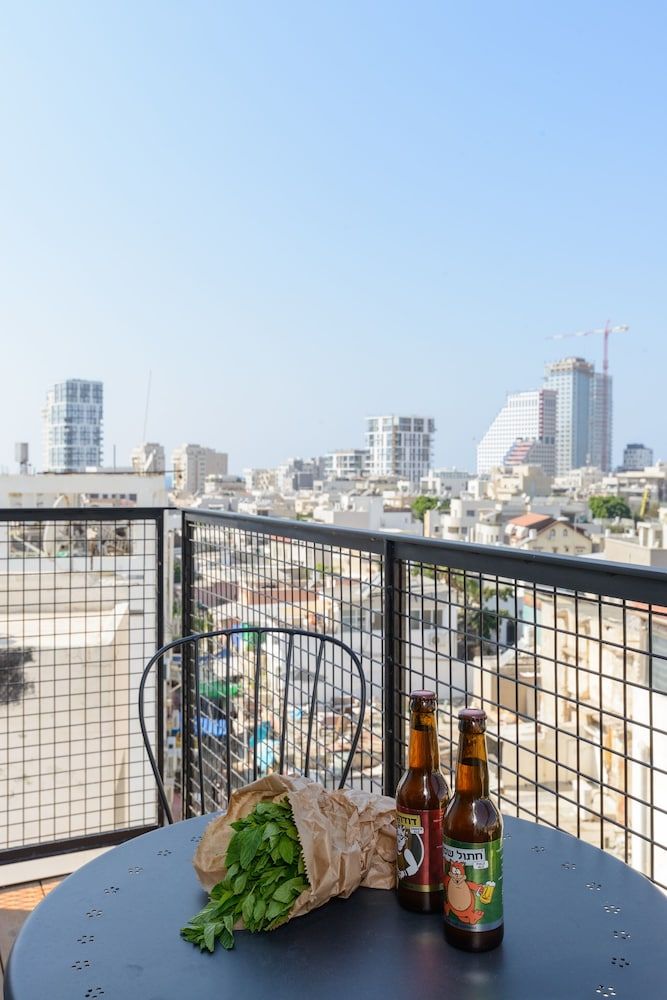 AirTLV - Rambam Residence City Apartment, 1 Bedroom, Balcony 9
