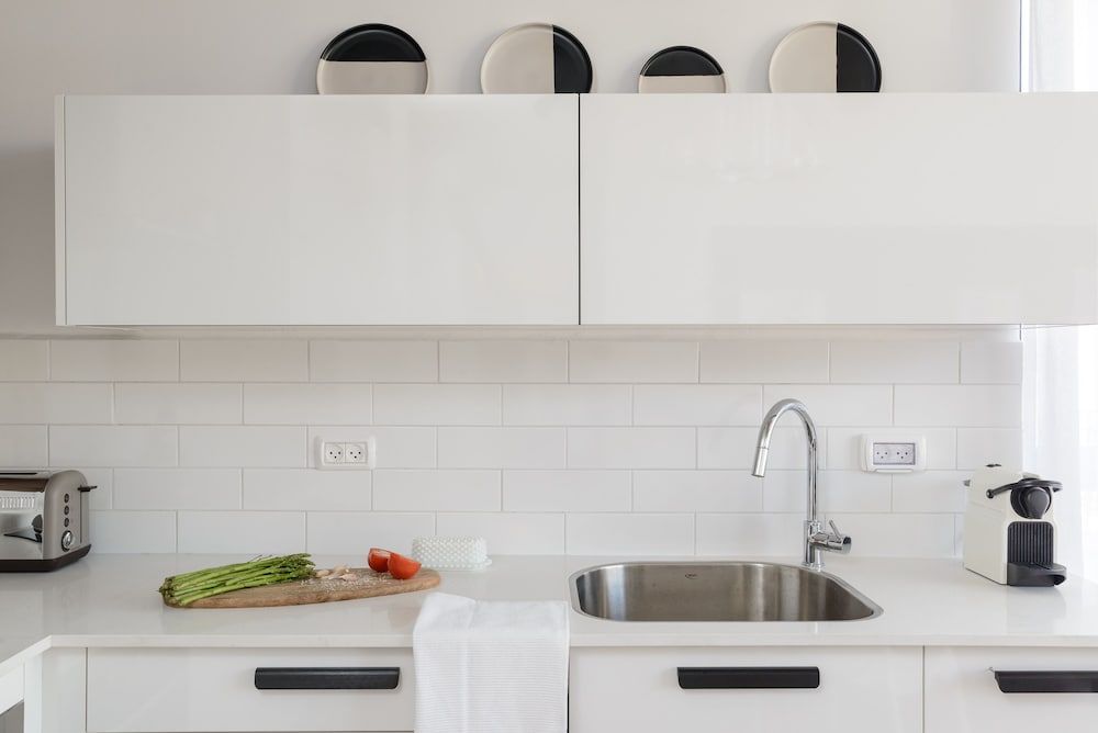 AirTLV - Rambam Residence City Apartment, 1 Bedroom, Balcony 11