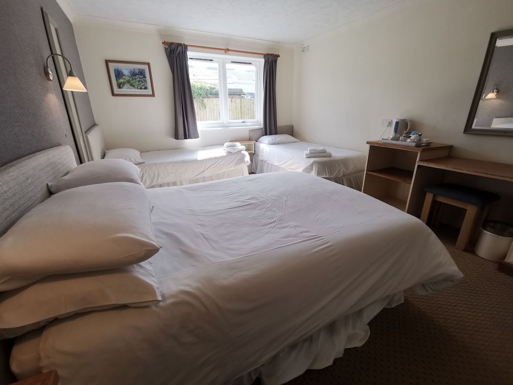 River Haven Hotel Suite, Accessible, Ensuite (2 Adults &  2 Children) 2
