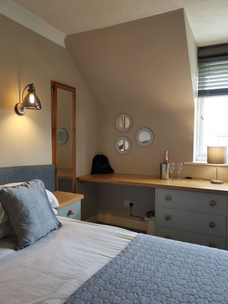 River Haven Hotel Standard Double Room, Accessible, Ensuite 3