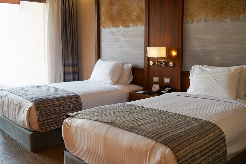 XANADU MAKADI BAY Family Room, 2 Bedrooms, Garden Area 2