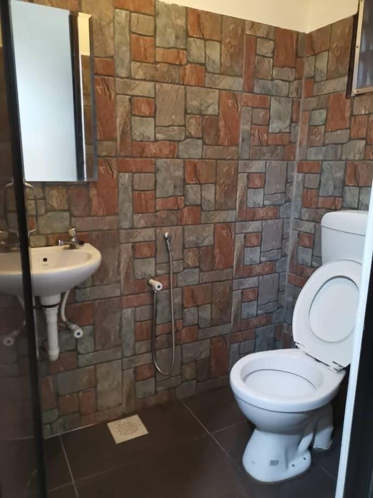 HS Farm Stay Quad Room 4