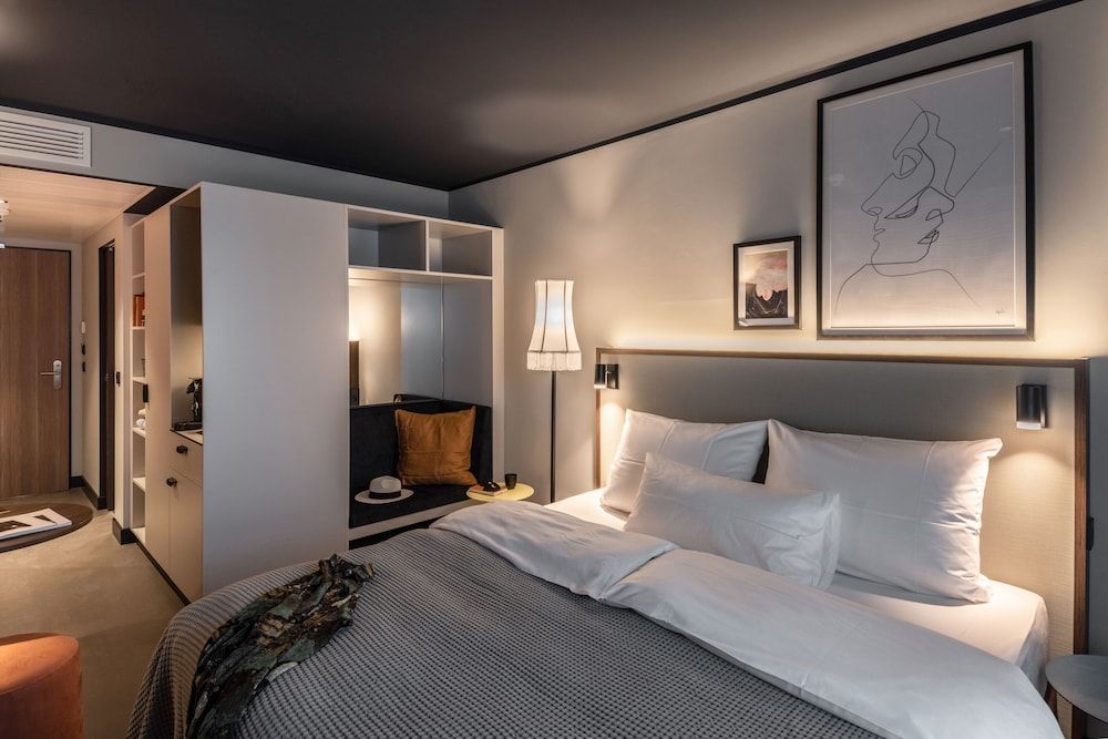 undefined Revo Munich 5