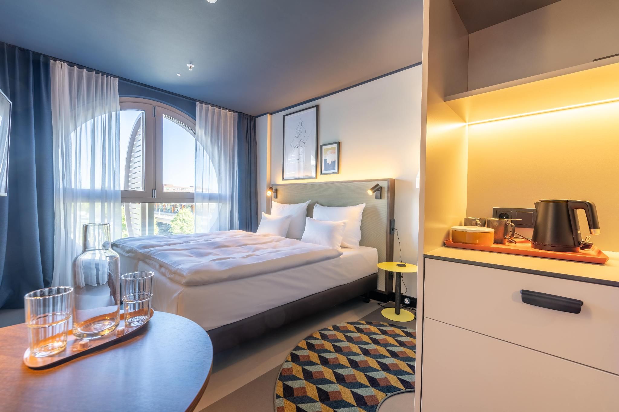REVO Room