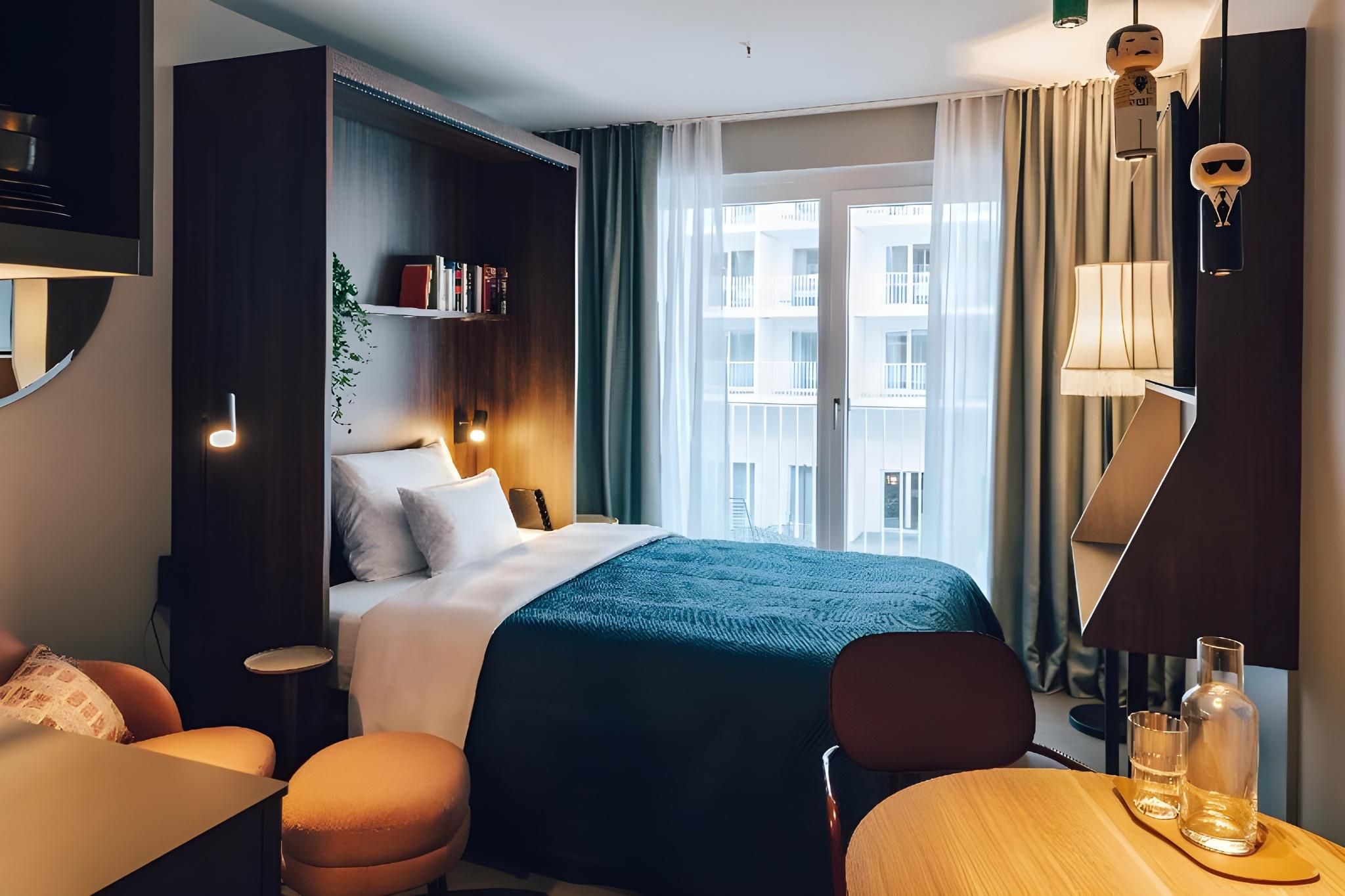 REVO Room