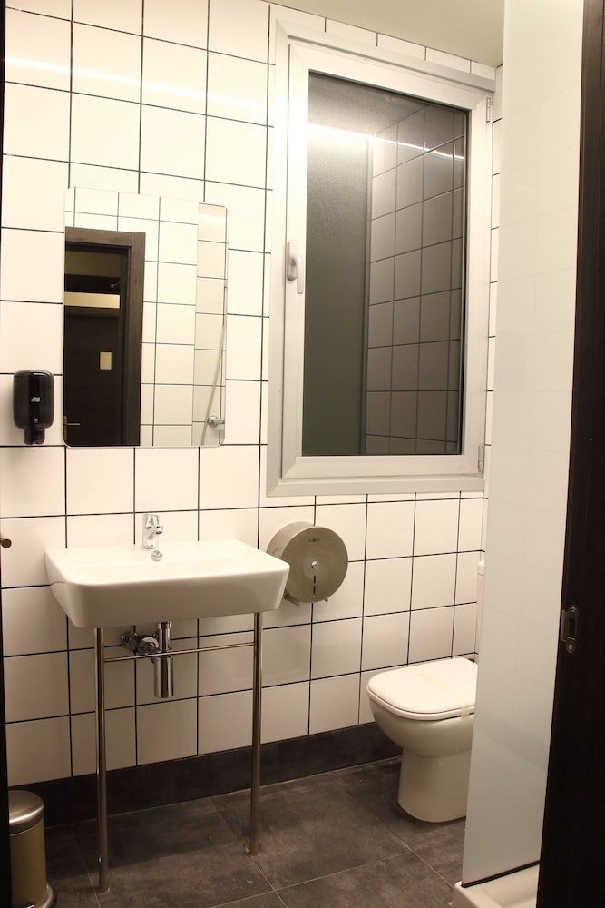 undefined Poshtel Bilbao Premium Hostel 8