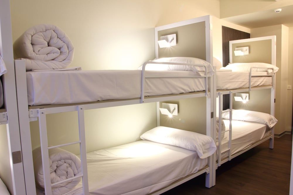 undefined Poshtel Bilbao Premium Hostel 9