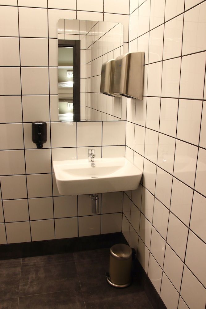 undefined Poshtel Bilbao Premium Hostel 7