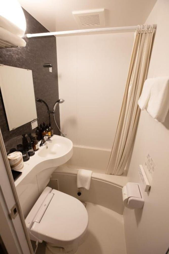Economy Double Room, 1 Queen Bed