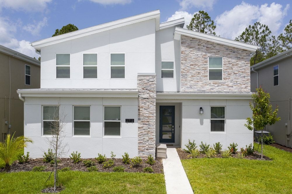 undefined Super Luxury Home With Cinema and Game Room Near Disney