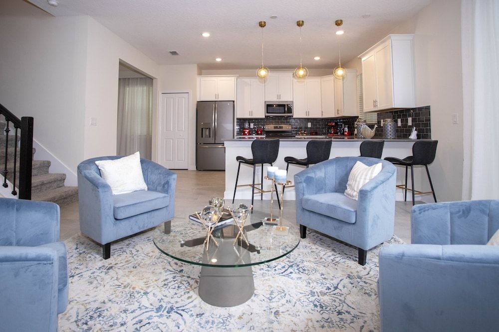 undefined Super Luxury Home With Cinema and Game Room Near Disney 7